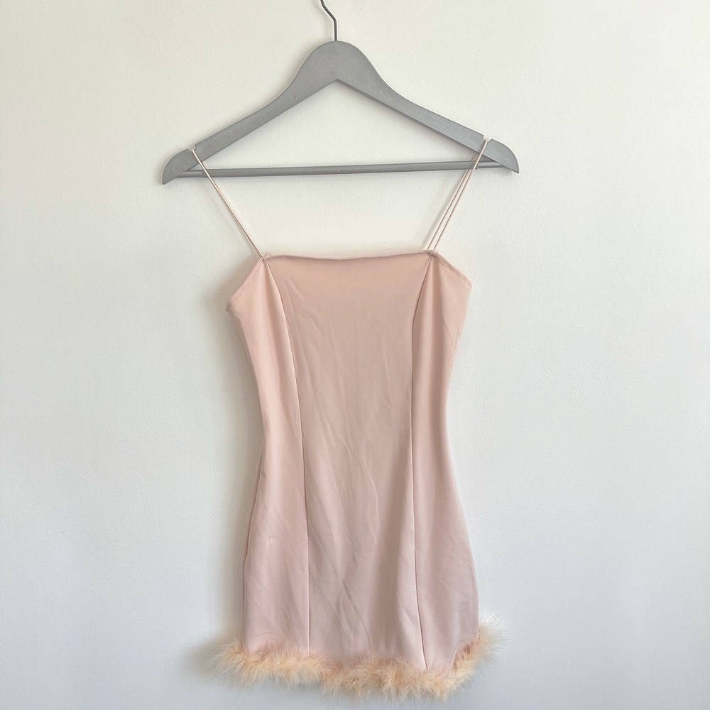 Body Contouring Light Pink Mini Dress